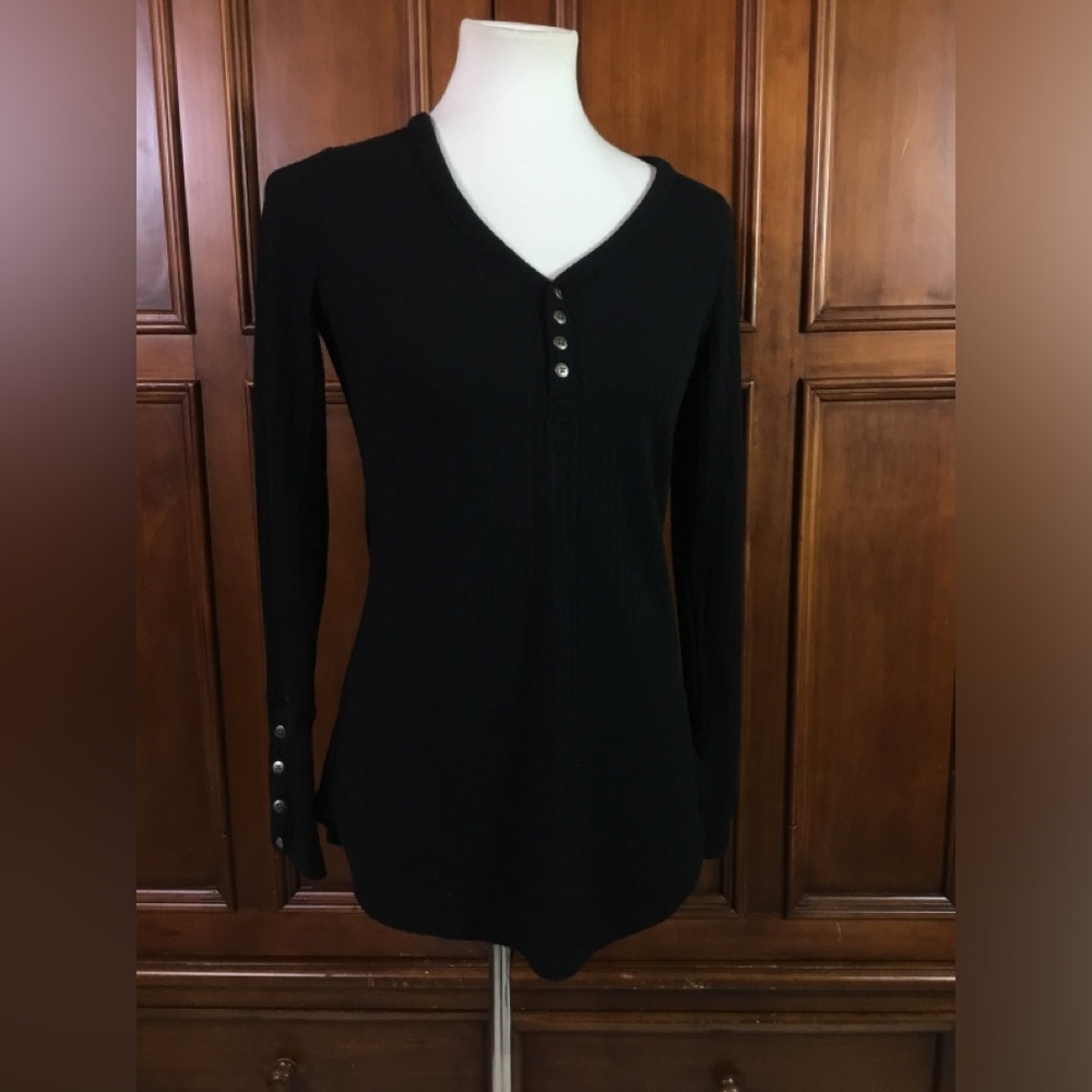 Cha Sor Size Small Women’s Solid Black Button Accent Blouse Lknw As Seen Comfy